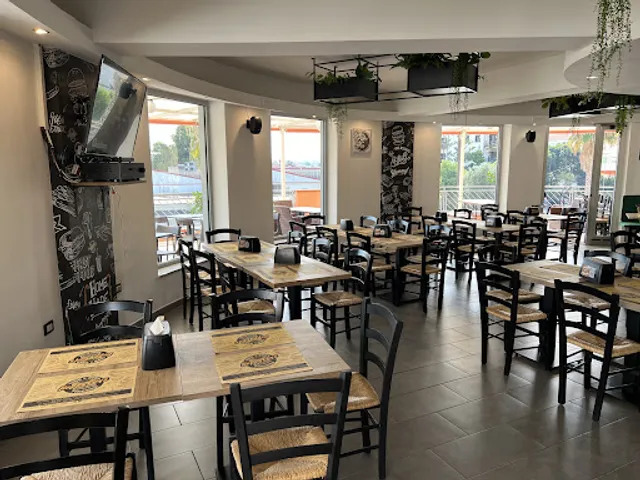 Happy Days Corigliano di Barone Pietro