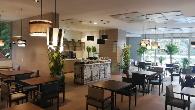 Al Alma Café Restaurante - Urban