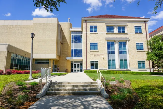 TCU - Harris College of Nursing & Health Sciences