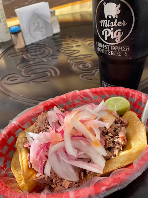 Carnitas Mister Pig