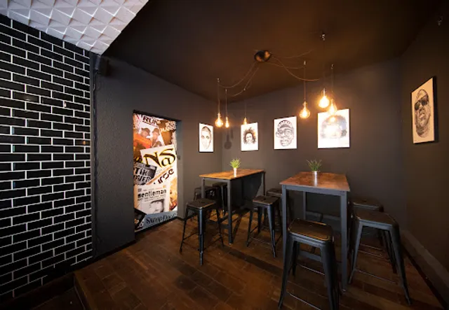 Buddiez - Buns & Rolls