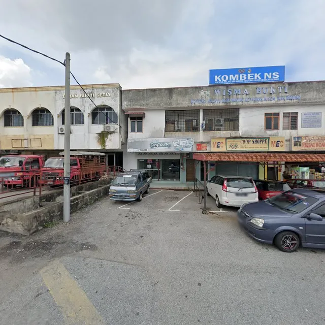 Daddy's Grill And Frozen