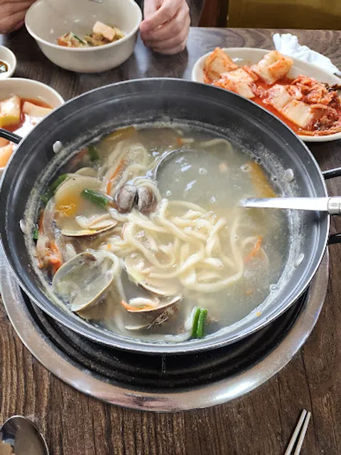 16호원조할머니손칼국수