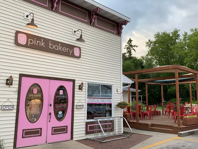 Pink Bakery
