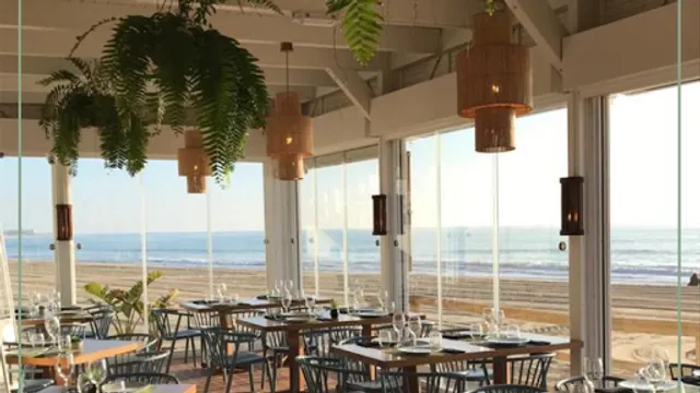 Restaurante AWA Beach Club
