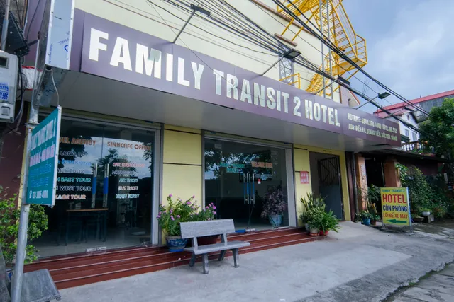FAMILY TRANSIT 2 HOTEL
