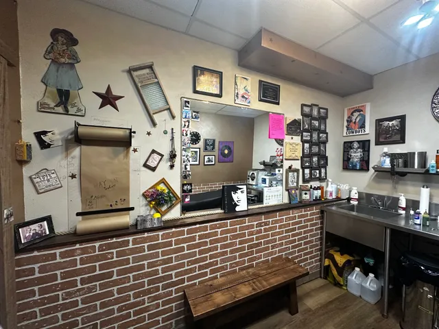 XStaci Body Piercing