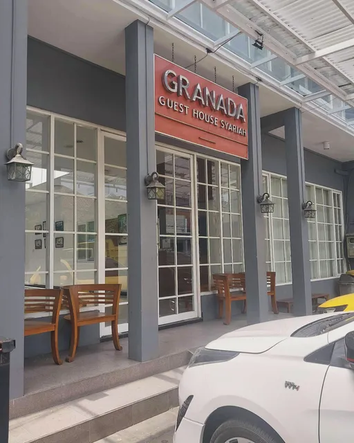 Granada Syariah Guest House
