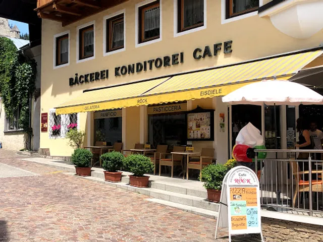 Konditorei Cafè Eisdiele Snack Bar Röck