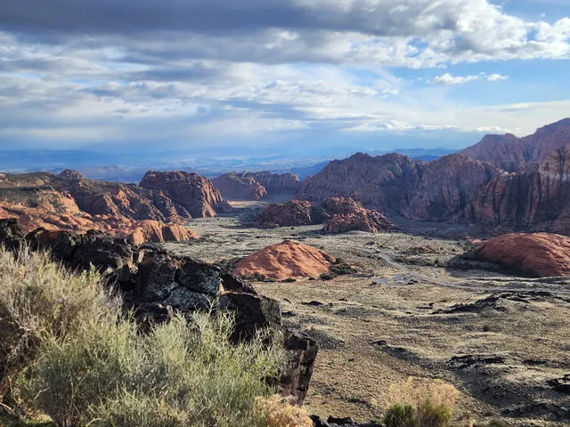 Snow Canyon Scenic Overlook