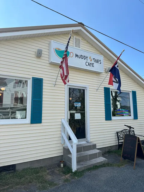 Muddy Toes Cafe