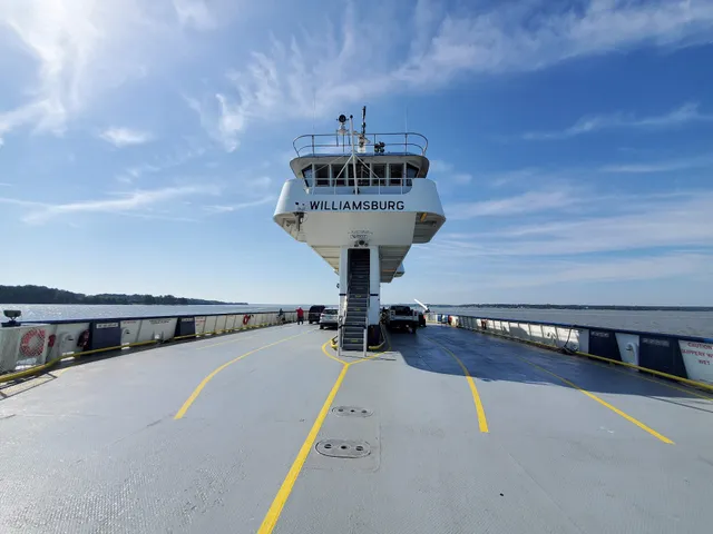 Jamestown-Scotland Ferry