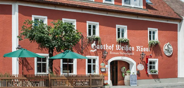 Weißes Rössl, Wirtshaus und Hotel