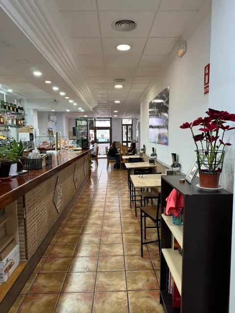 EL RINCON LATINO RESTAURANTE Y BAR