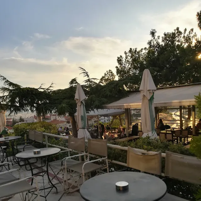 Lofos Cafe · Bar · Restaurant