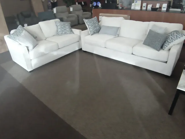 Buddy's Home Furnishings