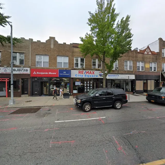 Esther Harris Licensed Real Estate Associate Broker