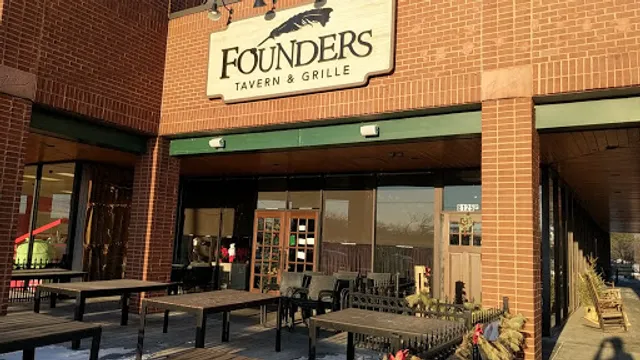 Founders Tavern & Grille