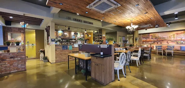 코코 브라운(Koko Brown)