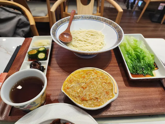 Youmi Cantonese Teahouse