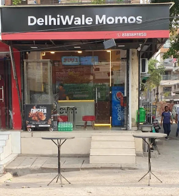 DelhiWale Momos