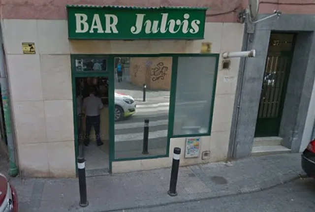 Bar Julvis