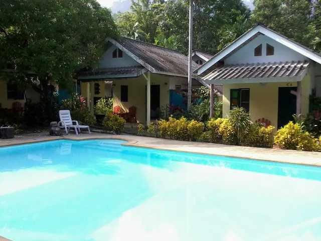 OYO 1116 Khaolak Banana Bungalow