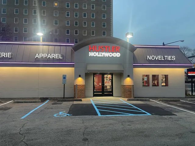 HUSTLER® Hollywood