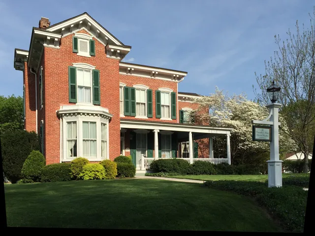 Chancellor's House Bed and Breakfast