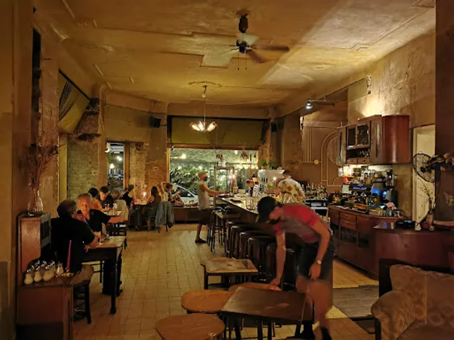 Nathanja & Heinrich Café / Bar Neukölln