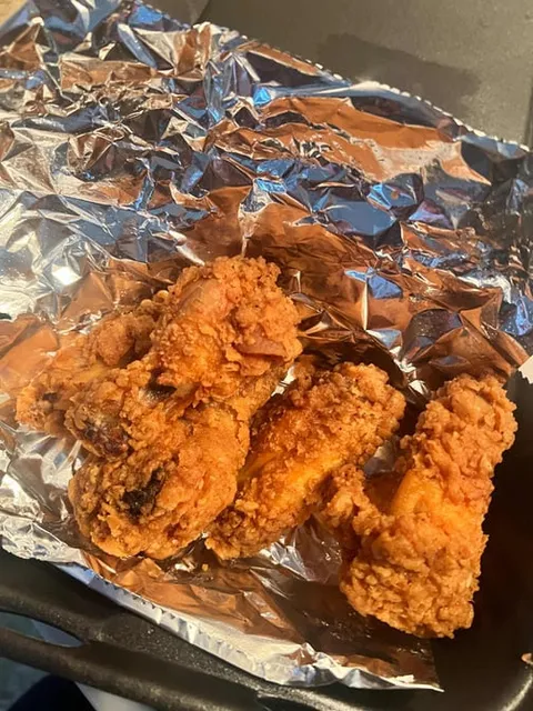 Boston's Good Eatz & Caribbean Treatz