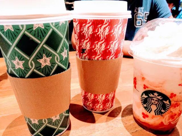 Starbucks Pacific Grand Tower