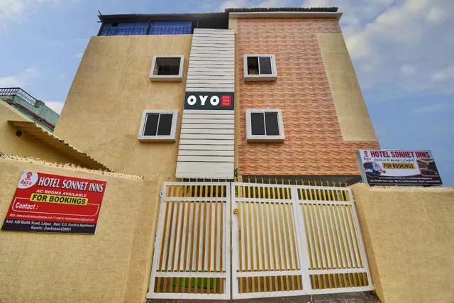 OYO AURA HOTEL SONNET INNS