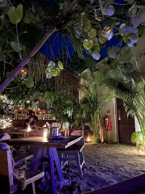 Confessions | DJ Sessions & Bar in Tulum