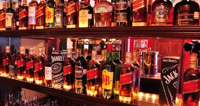 Deeyas Restaurant and Bar