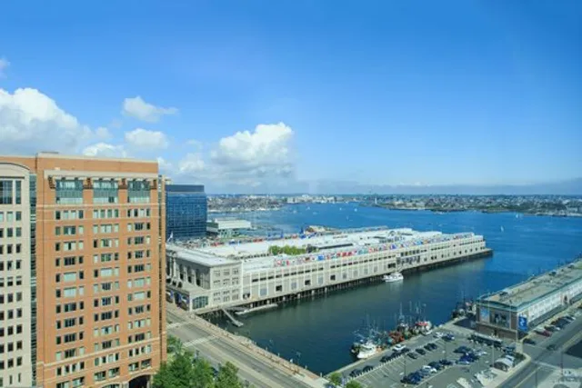 Renaissance Boston Seaport District