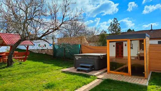 BukkForyou Vendégház&Szarvasfarm