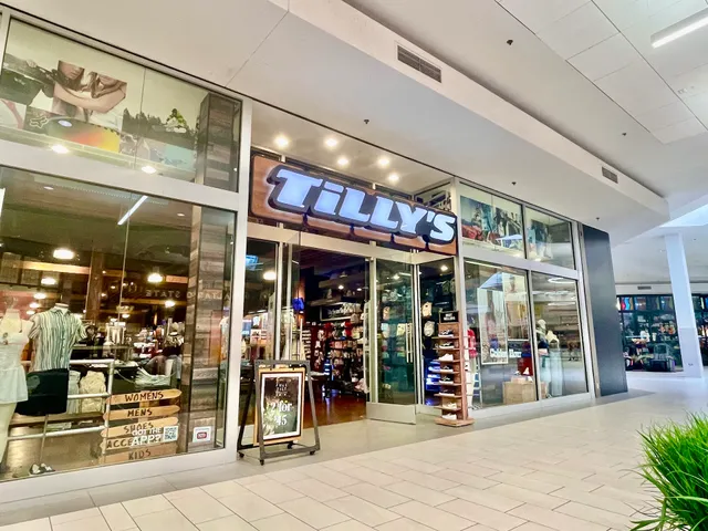 Tillys