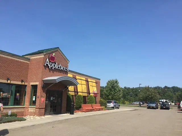 Applebee's Grill + Bar