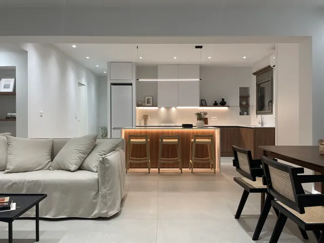 Lagouvardos Beach House