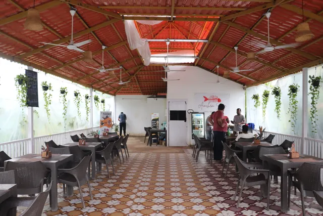 Amchem Spice Family Restaurant