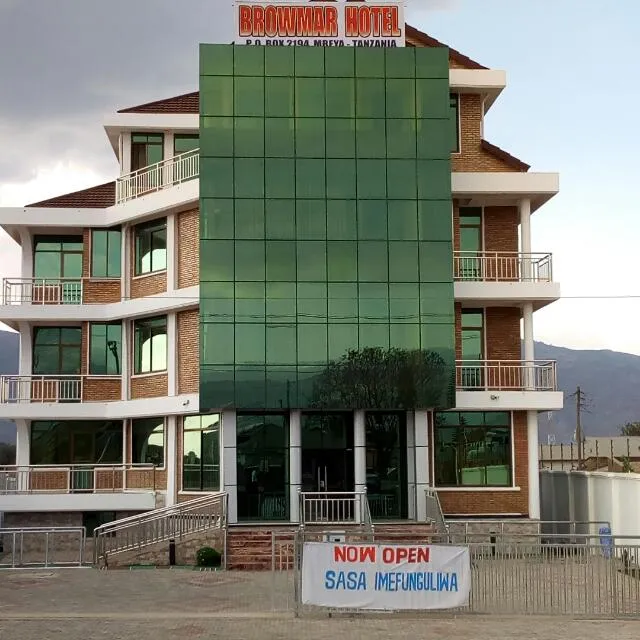 Browmar Hotel