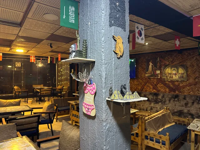 Travellers Cafe مقهى المسافرين