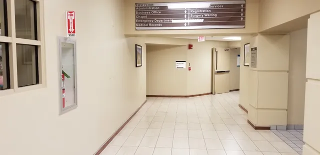 Saline Memorial Hospital