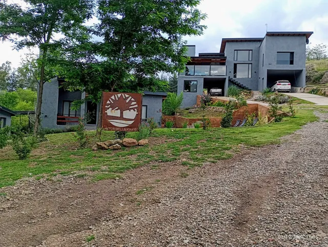 ALTOS DEL LAUQUEN cabañas