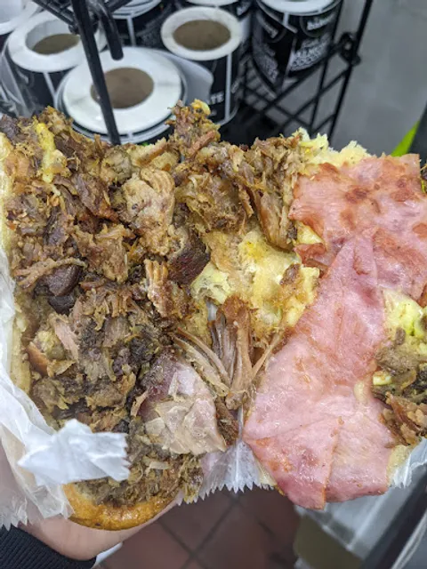 Ebenezer Restaurant & Pizzeria