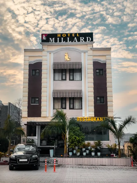 Hotel Millard
