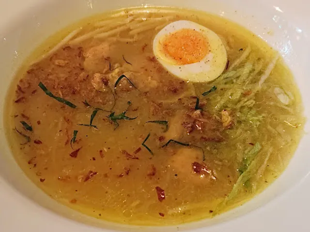 Emmy Indonesisch Specialiteiten Eethuis