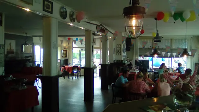 Eetcafé De Drie Musketiers