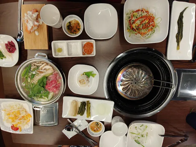 하이엔드 정육식당 차린